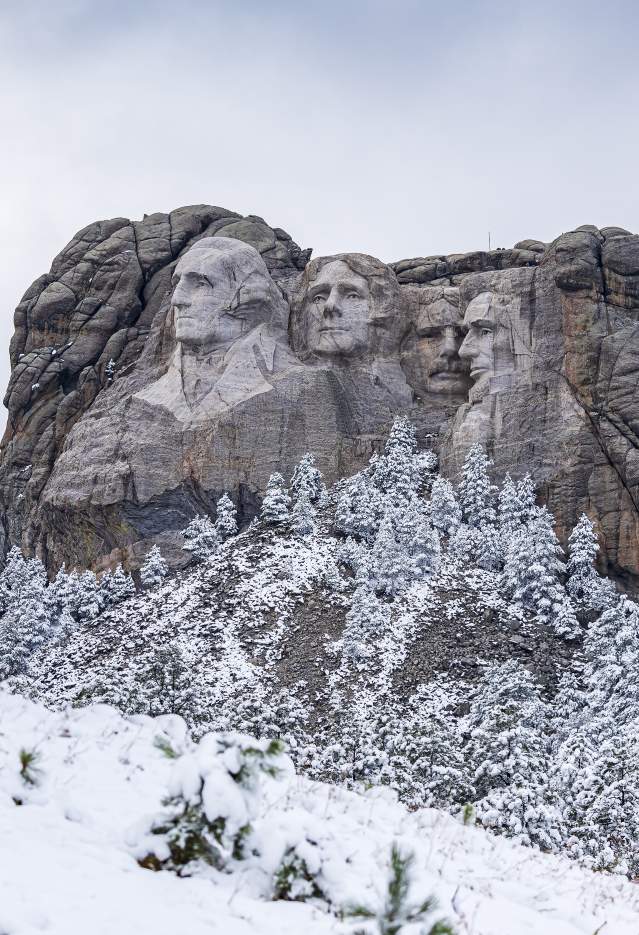Mount Rushmore Snow