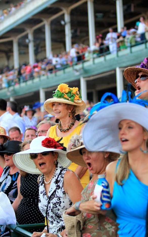 Crowd at Kentucky Derby
