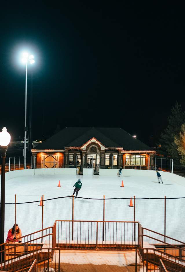 Riverside Skating Center