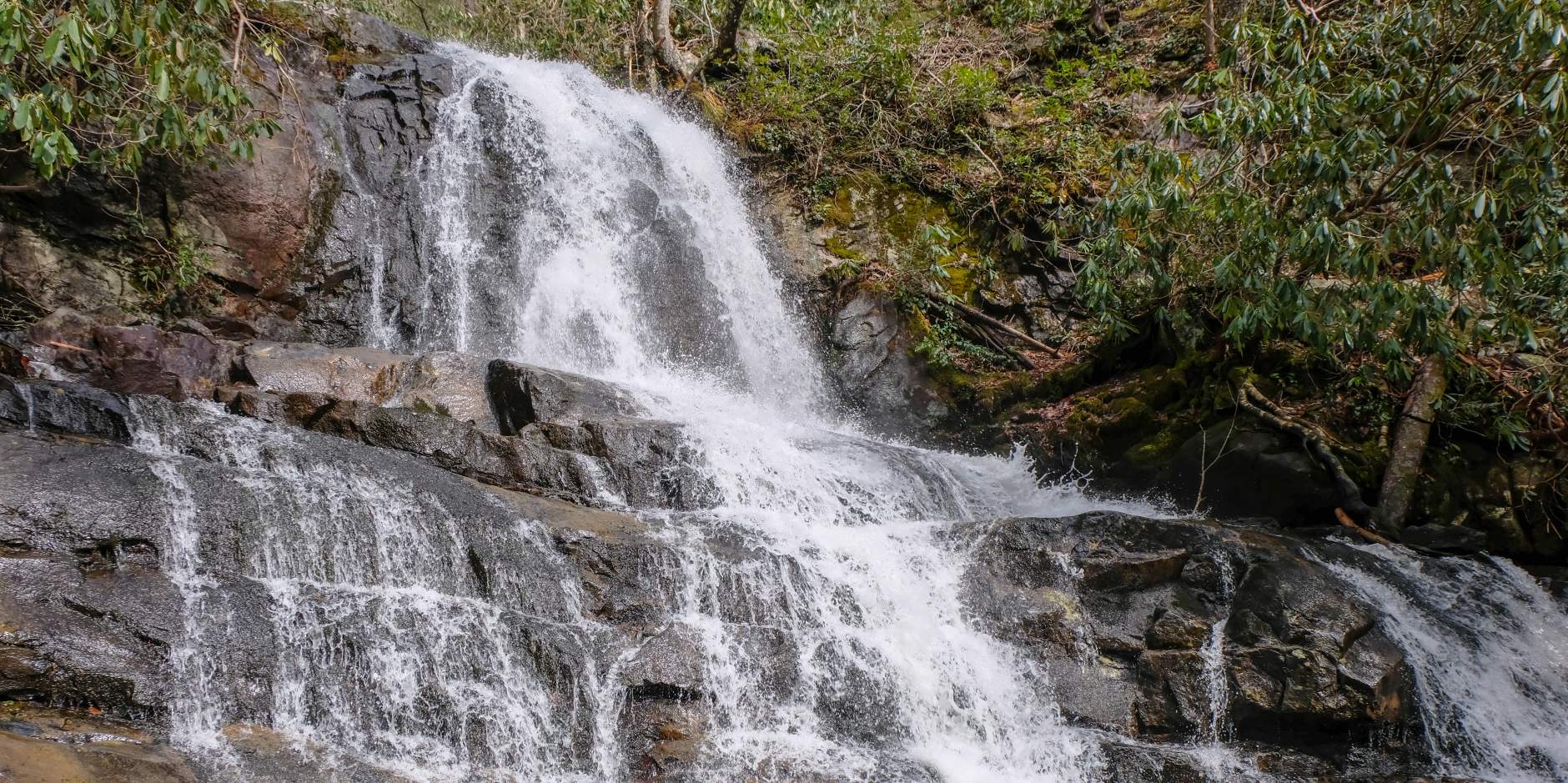 Waterfalls in Gatlinburg, TN | Scenic Trails & Hiking