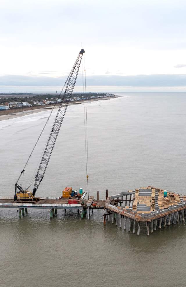 construction crane on ocean pier