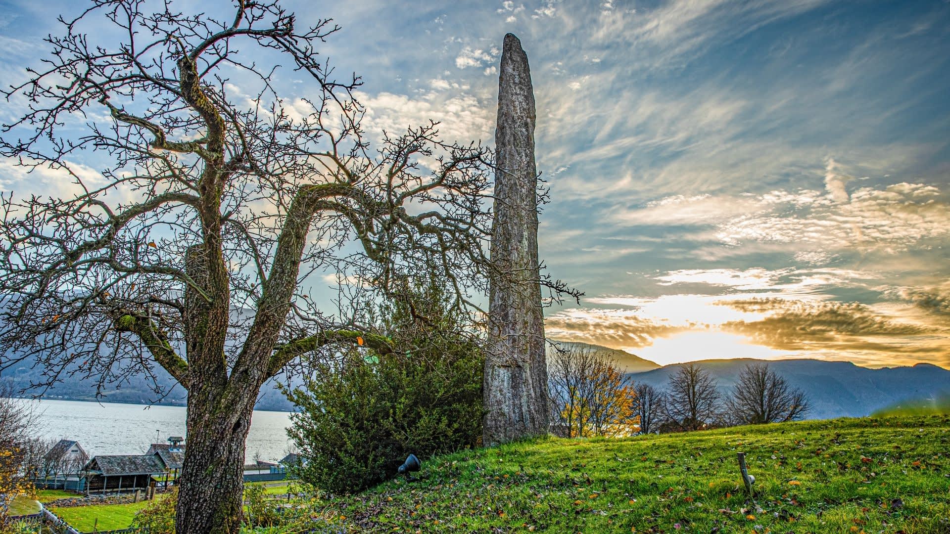 The Balder Stone, Leikanger