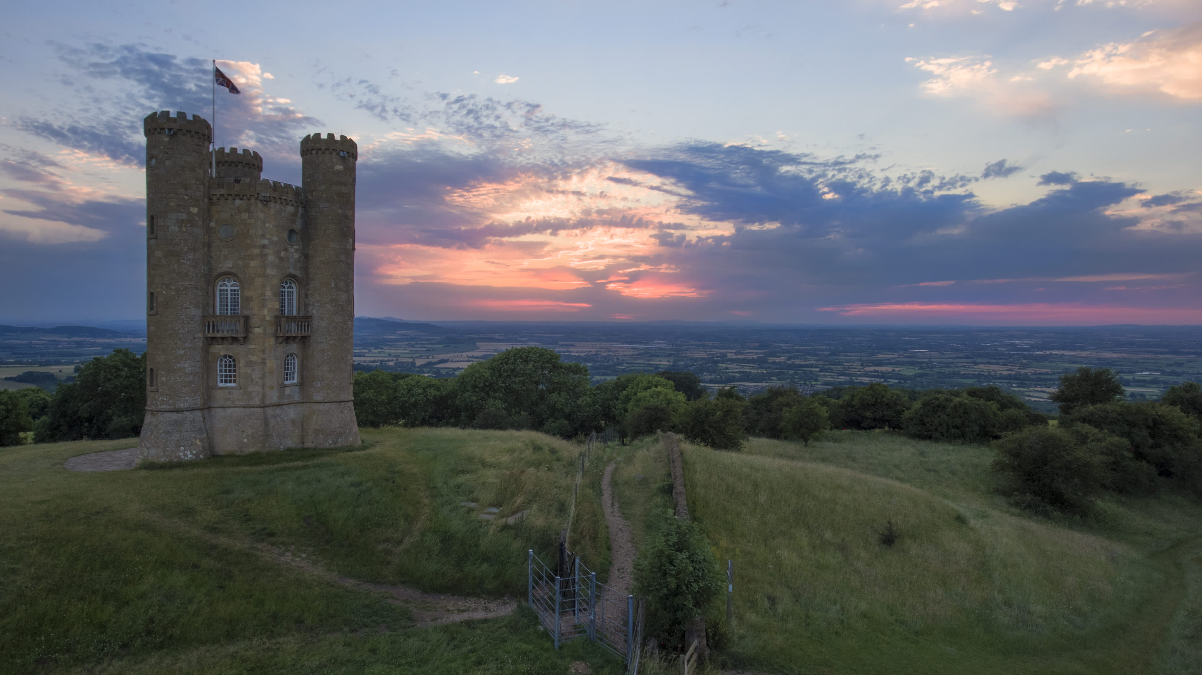 A view towards Broadway Tower at dawn