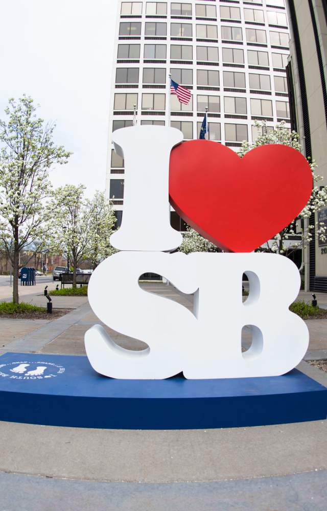 I heart SB sculpture in downtown South Bend during the spring time
