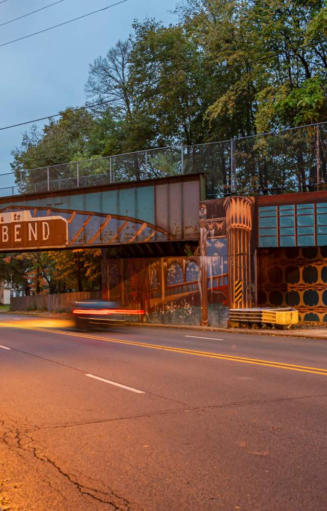 Michigan Street entrance into downtown South Bend with an iconic mural