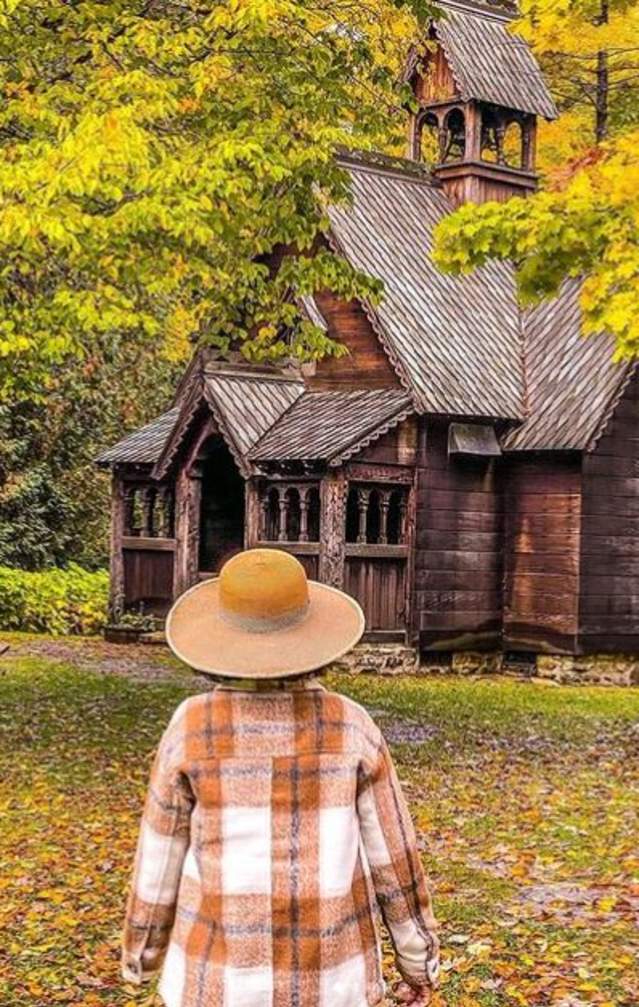 Best Places to See Fall Colors in the Midwest