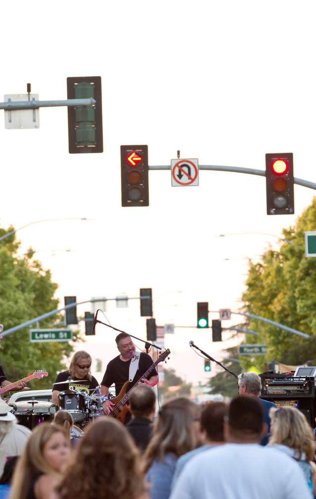 Downtown Live