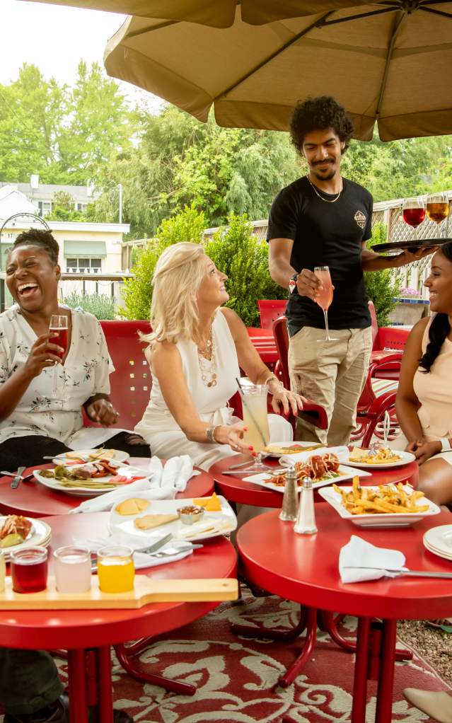 Best Outdoor Dining in Loudoun