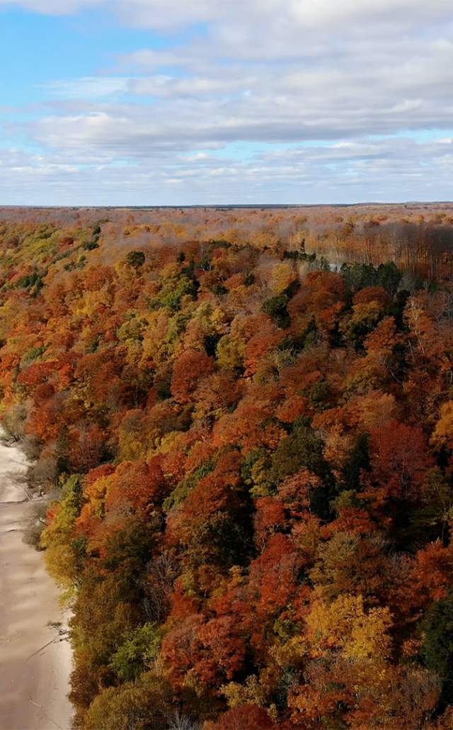 Fall color on the Great Lakes in the Upper Peninsula of Michigan