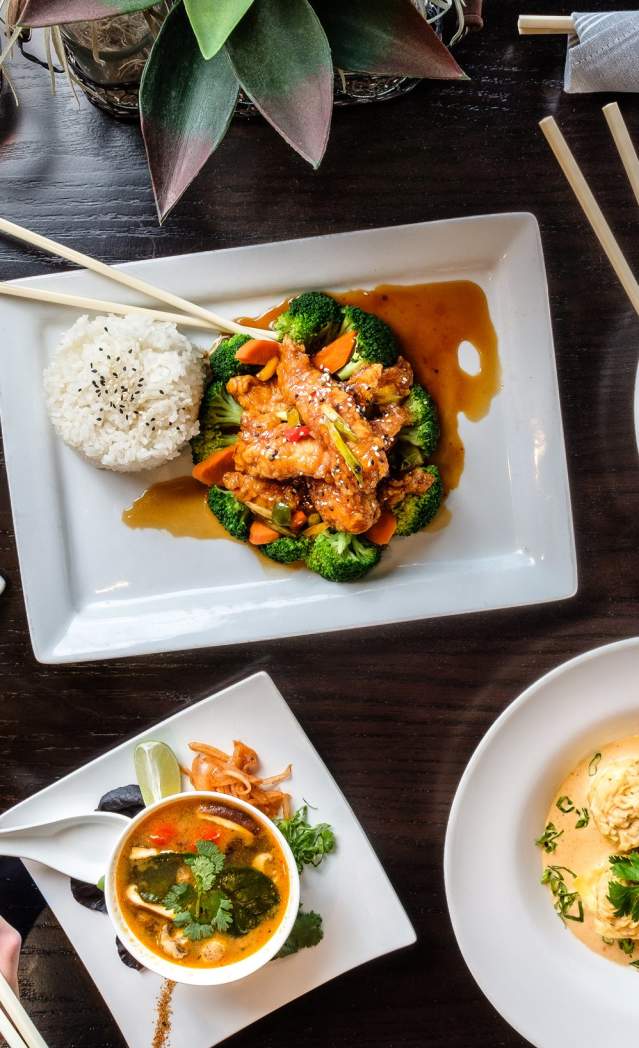 Mikimotos Asian Grill & Sushi Bar