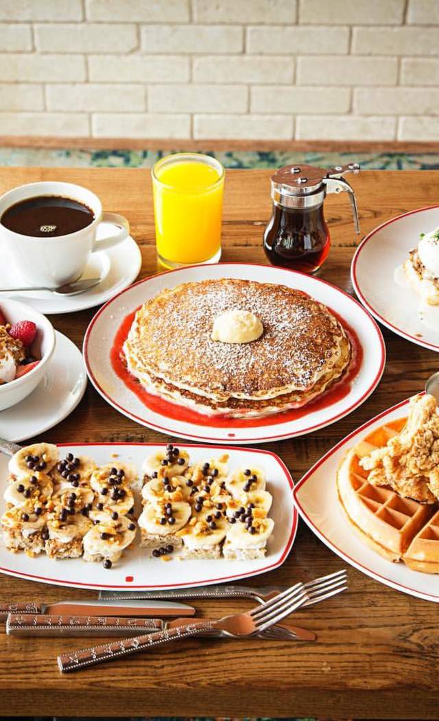 Founding Farmers Brunch