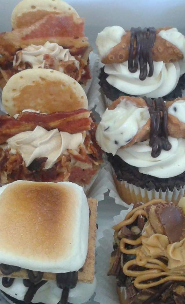 Gina's Amazing Cupcakes