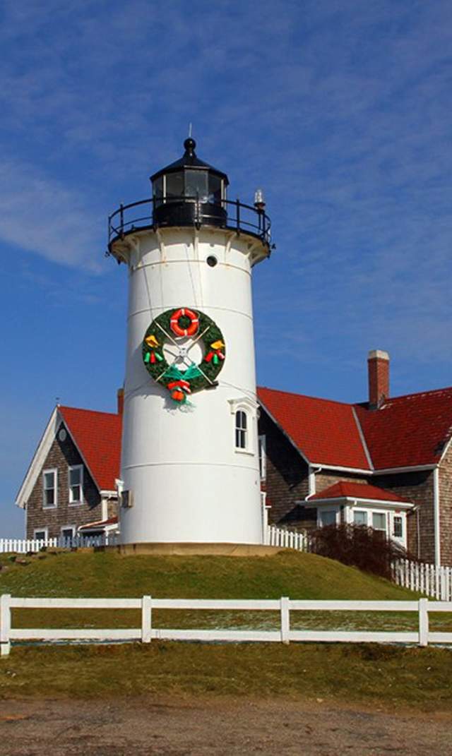 Lighthouse Holiday
