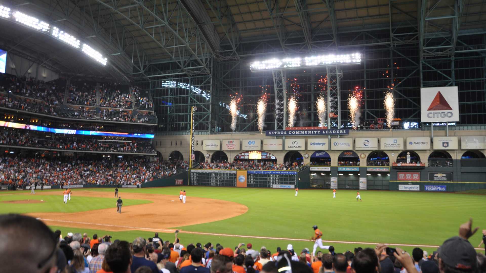 Where to Eat at Minute Maid Park