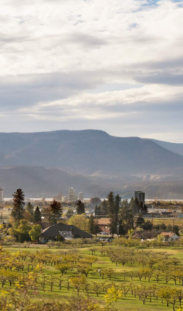 View_of_Downtown_Kelowna_from_Southeast_Kelowna