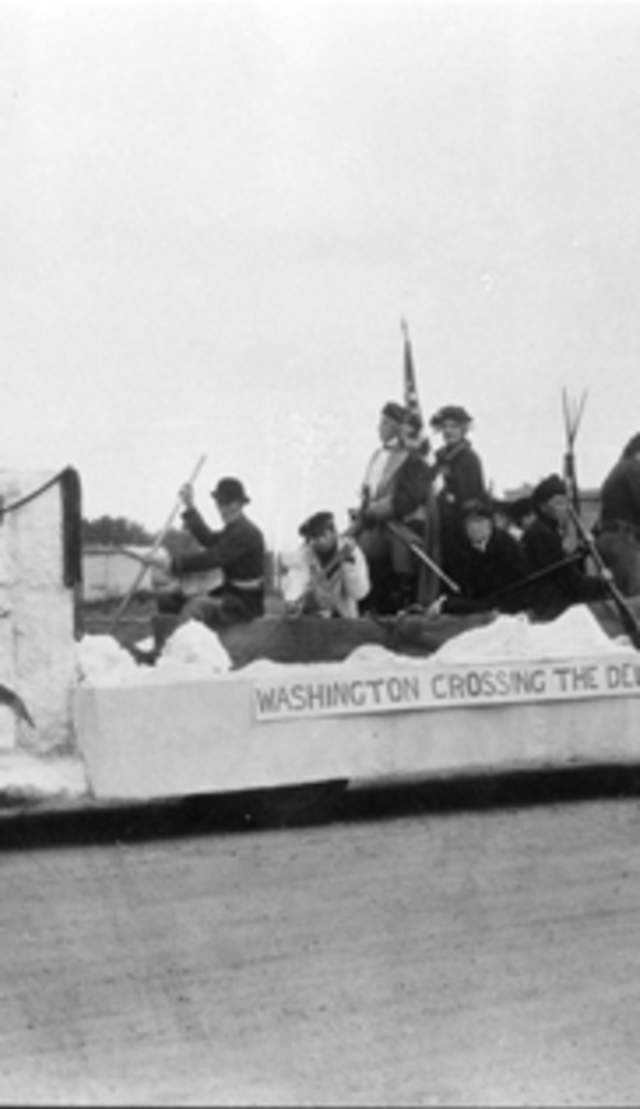 1929 - The Daughters of the American Revolution on their winning float depicting Washington crossing the Delaware.
