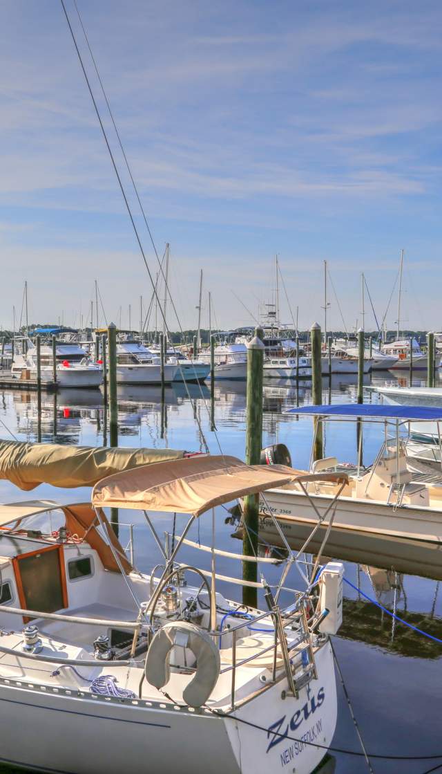 South Harbor Marina at Oak Island