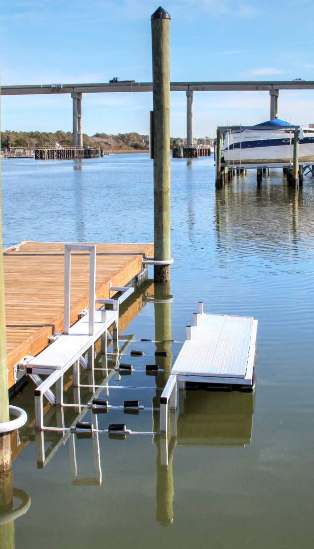 Kayak and SUP Launch at Bridgeview Park in Holden Beach