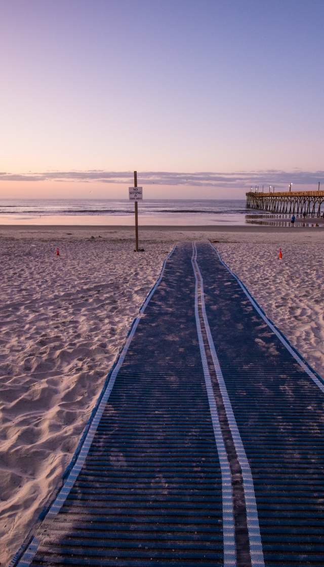 Beach access mat