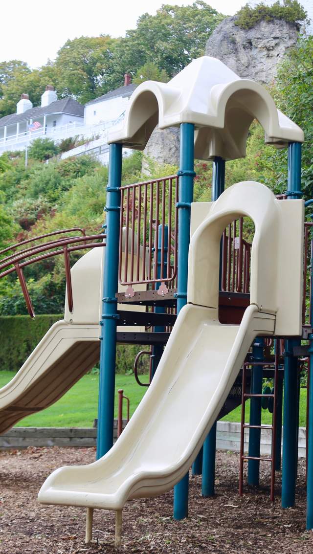 Parks & Playgrounds