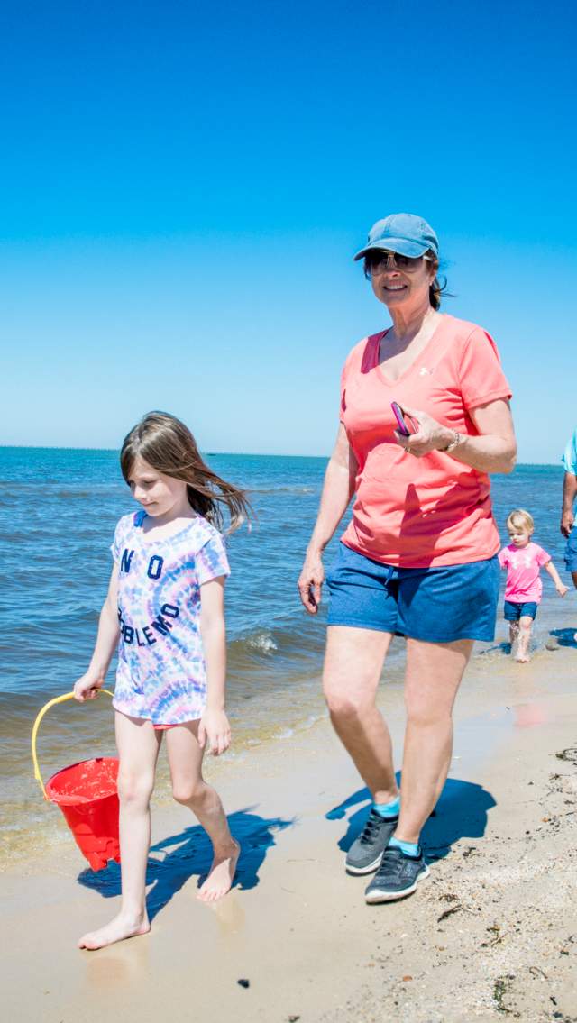 Family on Fontainebleau State Park beach