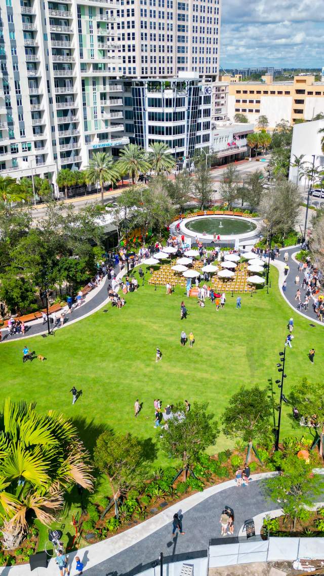 Huizenga Park
