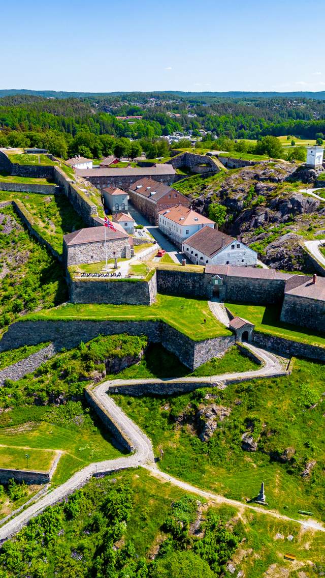 Fredriksten festning i Halden, langs Borgleden.