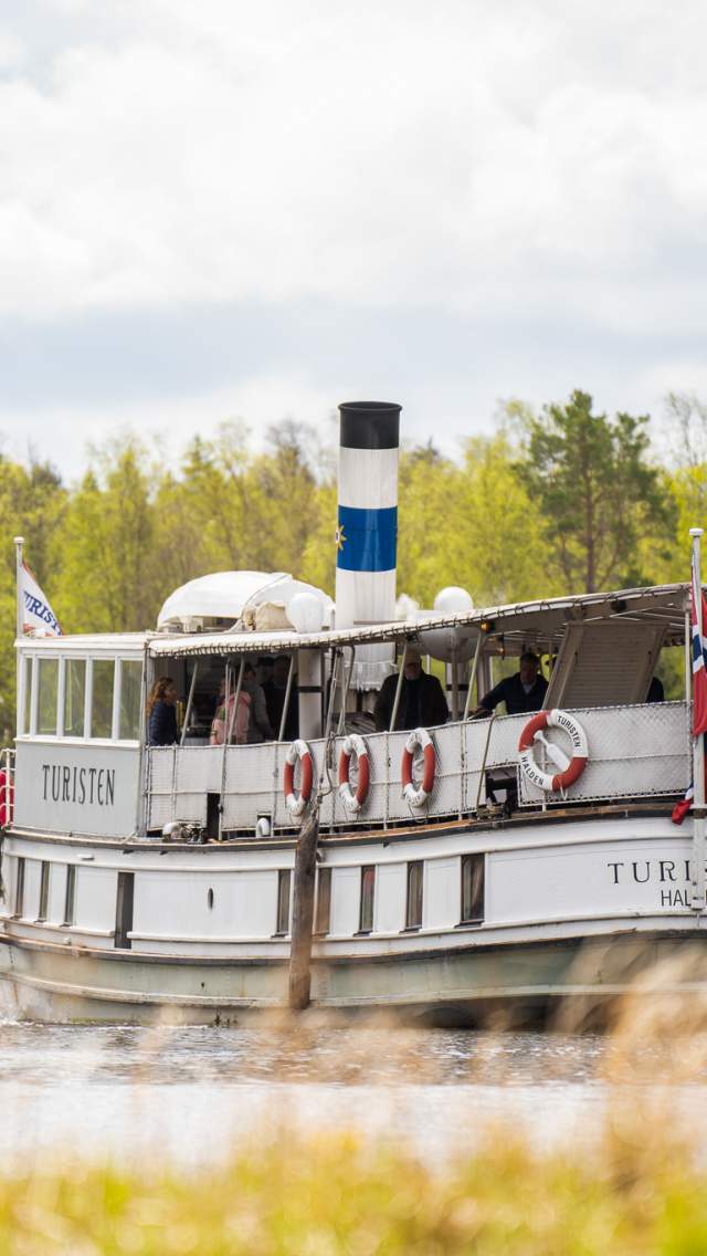 DS Turisten på tur i Haldenkanalen