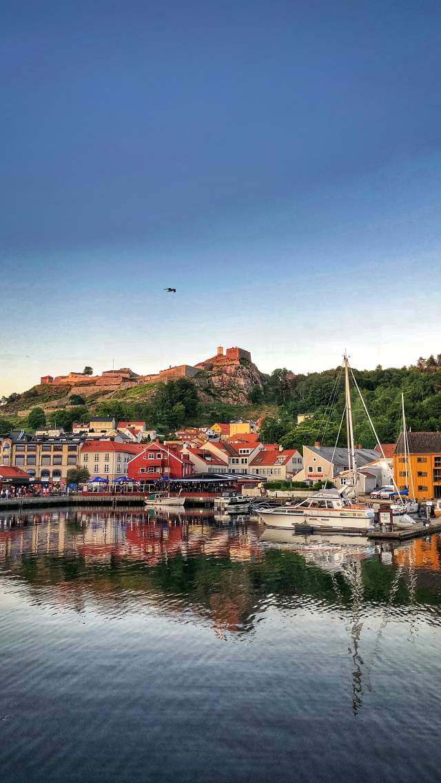 Havna og festningen i Halden