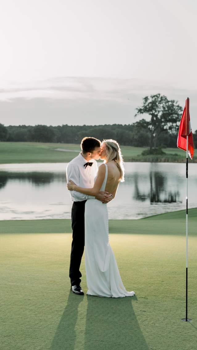 Golf Course - Couple - Wedding