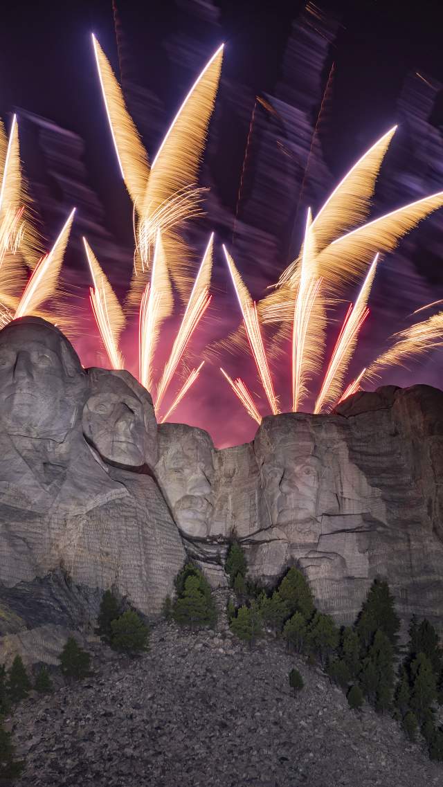 Fireworks at Mount Rushmore