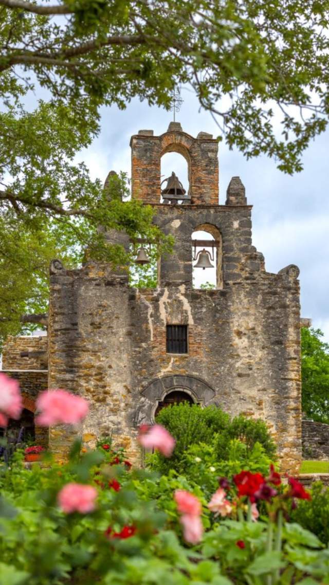 Mission-Espada-700x1050