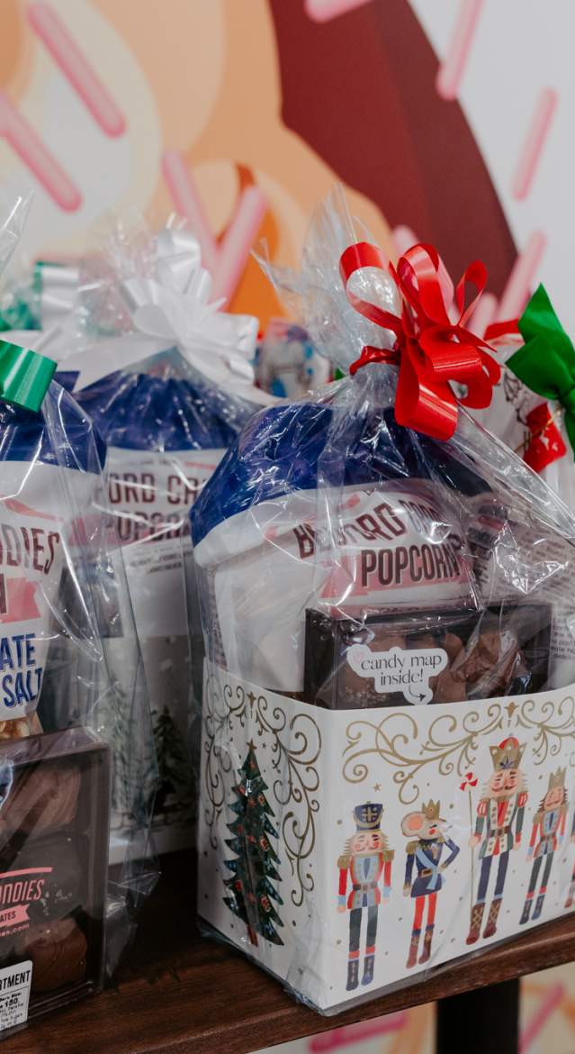 Bedford Candies Holiday Shopping