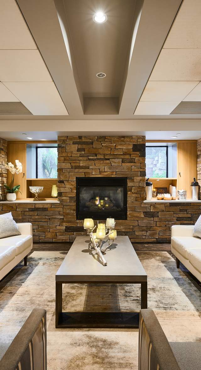 100 Fountain Spa