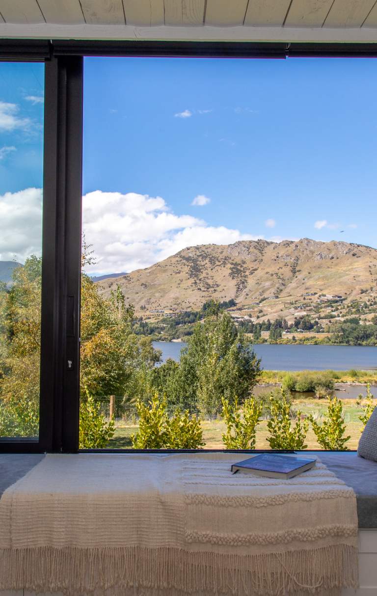 The Cottages at Lake Hayes overlooking the lake