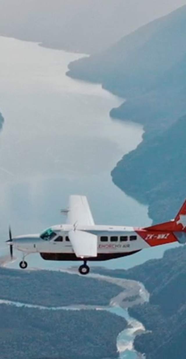 Milford Sound Fly | Cruise | Fly | Glenorchy Air | Queenstown NZ