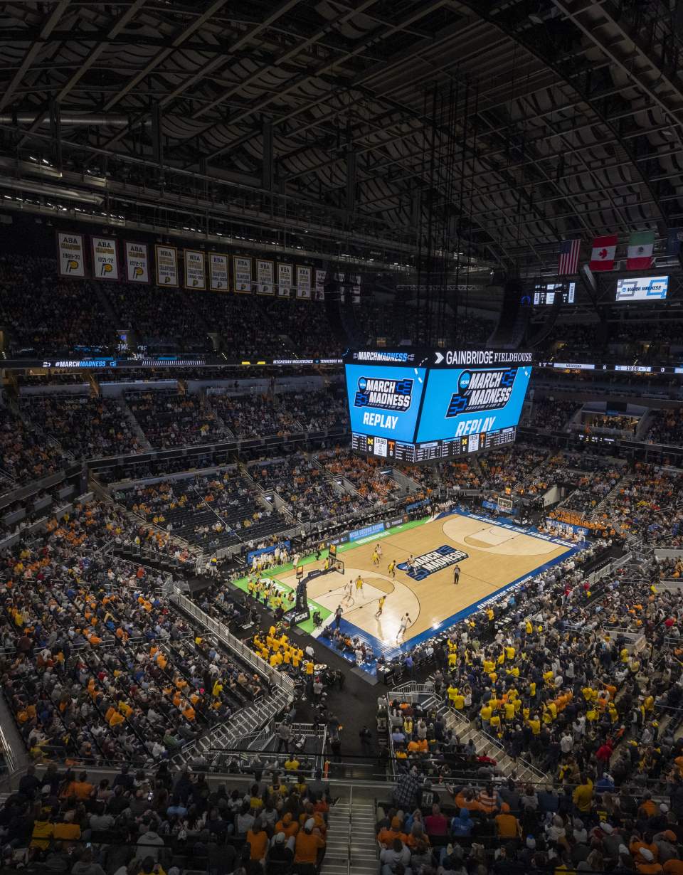 2022 March Madness Michigan v Tennessee