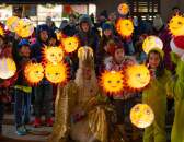 Kids light procession at Christkindlmarket Aurora
