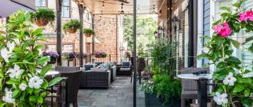 Mezzo Patio Back