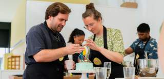 Bake It! Bristol Baking Workshops Couple