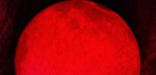 The Blood moon at Wookey Hole