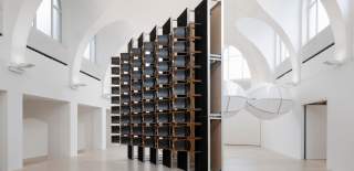 Jack O'Brien, Cue the Cue, 2025, installation view, Kestner Gesellschaft. Photo_ Volker Crone