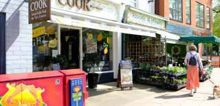 Bath Road shops and restaurants in Cheltenham.