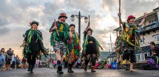 folk dancers