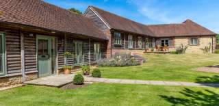 Cowdray Holiday Cottages