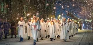 Lucia-tog på Verket i Moss med snø