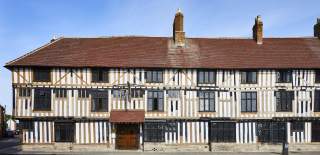 An exterior photo of Hotel Indigo Stratford upon Avon