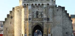 Front entrance of Southampton Bargate on a sunny day