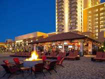 Beach- Golden Nugget