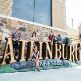 Gatlinburg sign